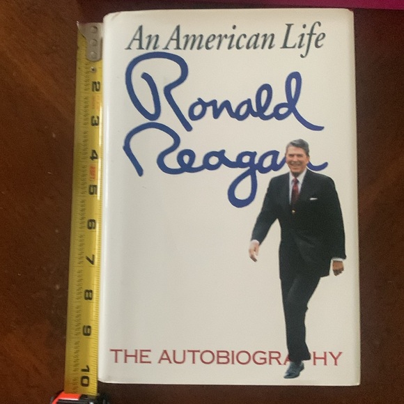 Ronald Reagan An American Life Hardcover Book Autobiography - Picture 13 of 16